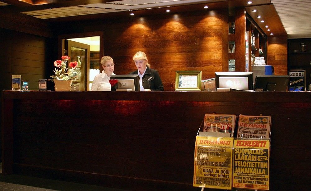 Arctic City Hotel Рованиеми Екстериор снимка